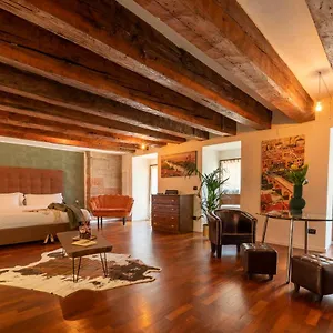 Guest house Aurelia Luxury - Piazza Delle Erbe, Verona