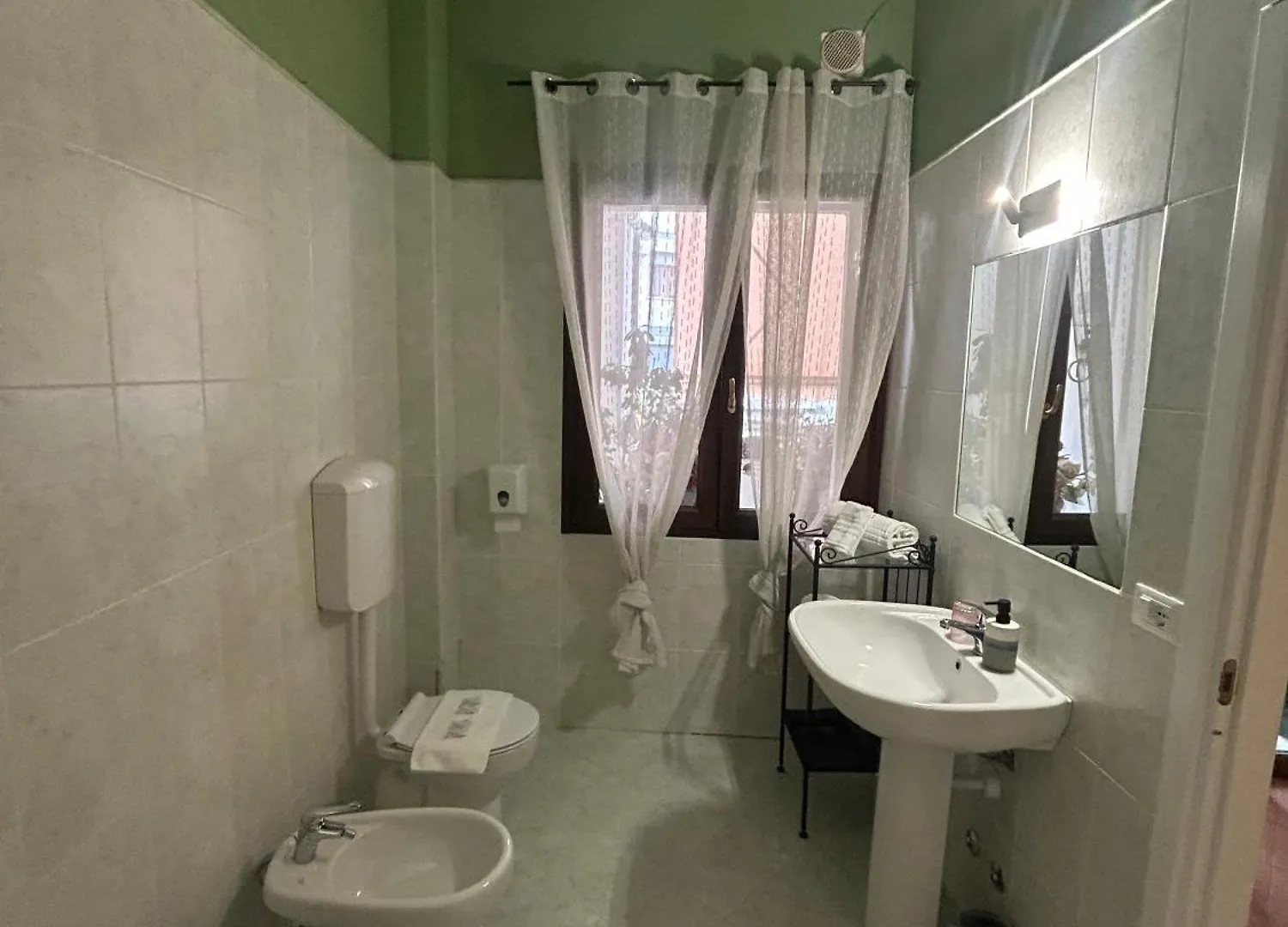 La Magnolia - Rooms Verona Guest house